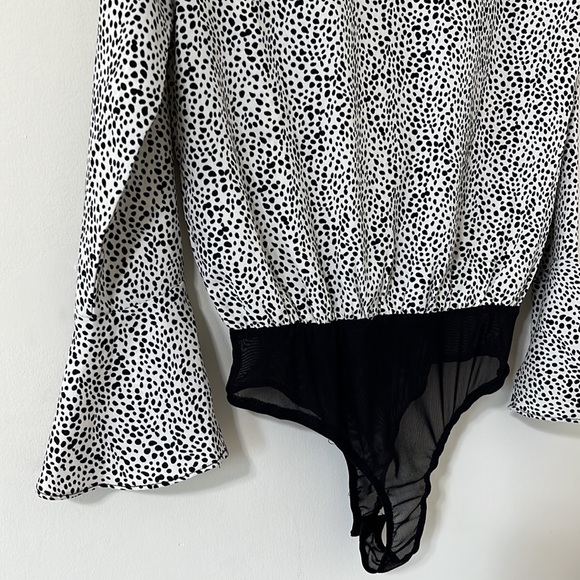 Lulus Always Lovely Ivory And Black Print Long Sleeve Bodysuit Size Small - Picture 14 of 14